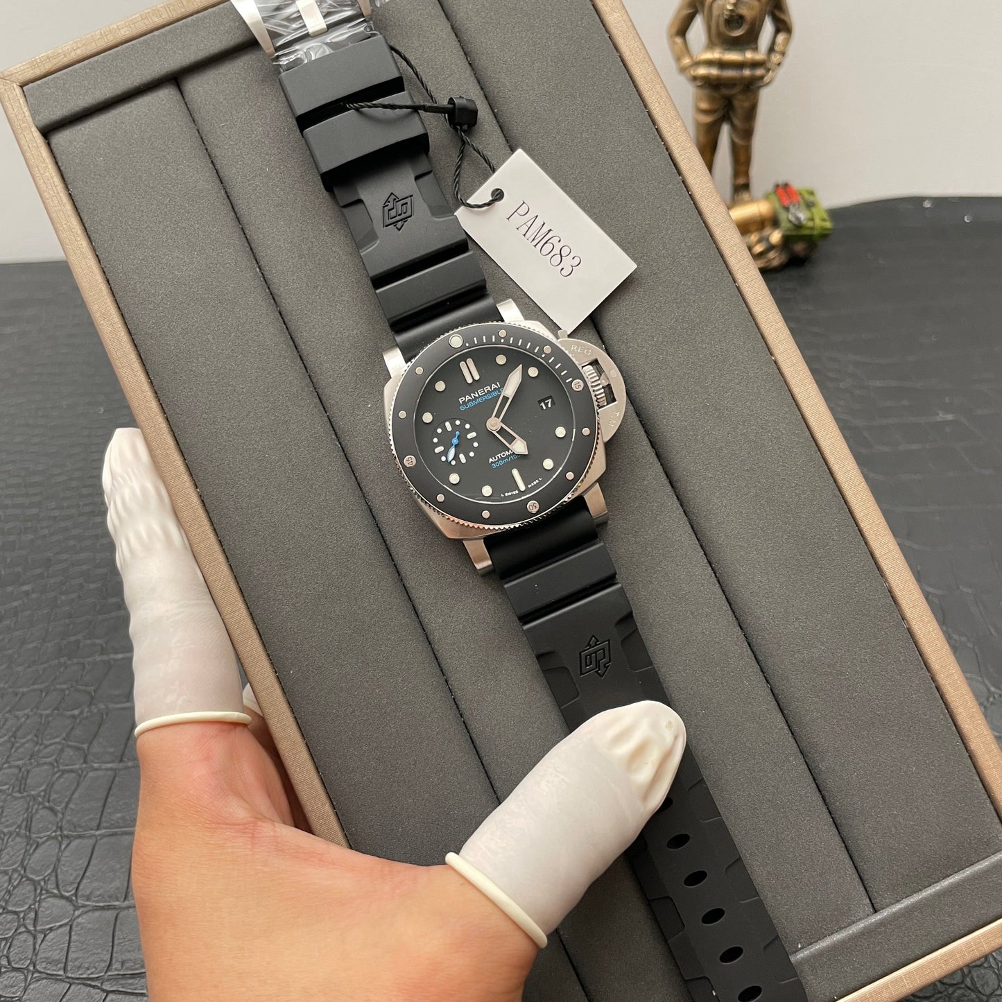Panerai Sumergible PAM00683 1:1 edición migliore VS Fabbrica quadrante nero Swiss P9010
