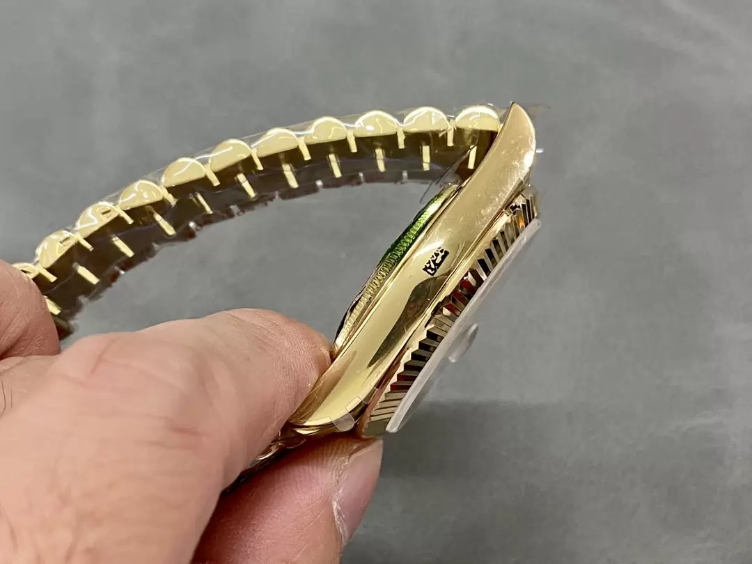 Rolex Day Date 40 m228238-0042  Silver Dial 1:1 Best Edition Counterweight Version 183 Gram QF Fabbrica