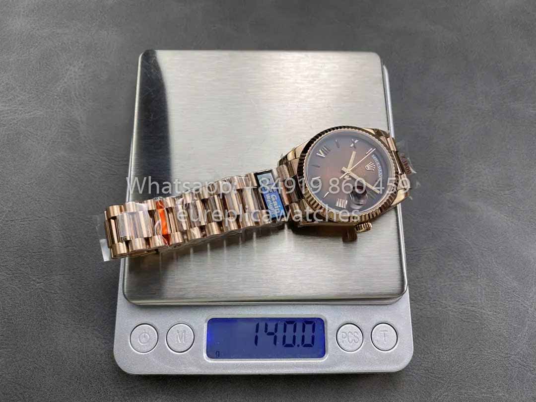 Rolex Day Date M128235-0075 Numeral Dial QF Fabbrica 1:1 Best Clone Chocolate Dial Rose Gold