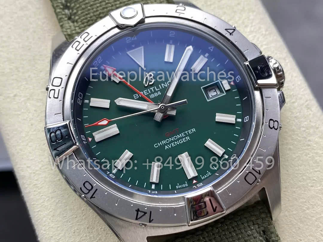 Breitling Avenger Automatic GMT 44 BLS Fabbrica 1:1 Best Clone quadrante verde Velcro cinturino