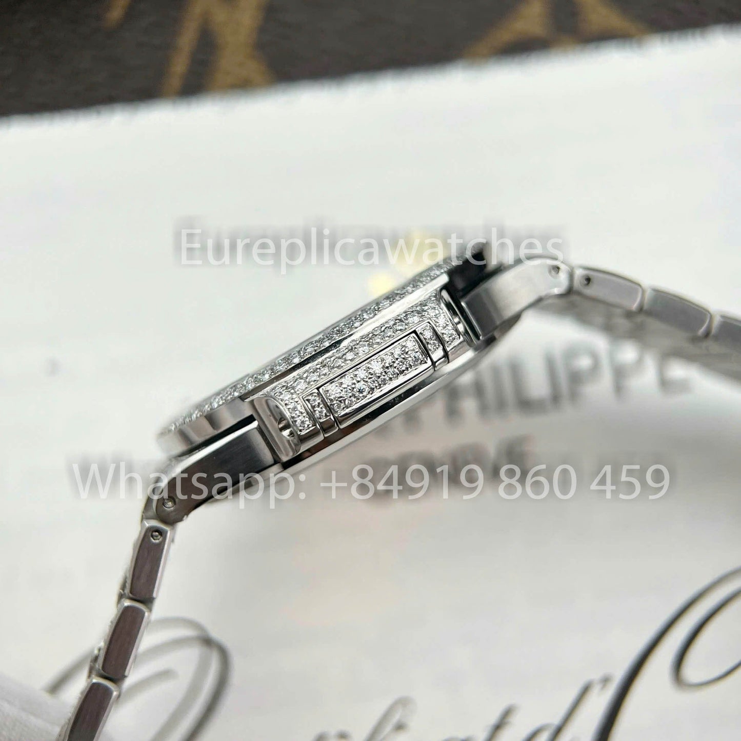 Patek Philippe Nautilus 7118/1450G-001 Full Iced Out - 1:1 Best Clone Custom Watch