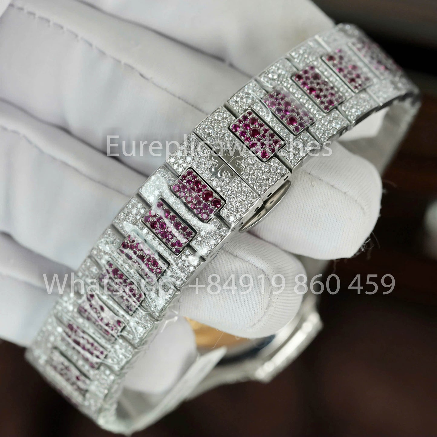Patek Philippe Nautilus 7118 Full Iced Out - 1:1 Best Clone purple Ruby Saphire